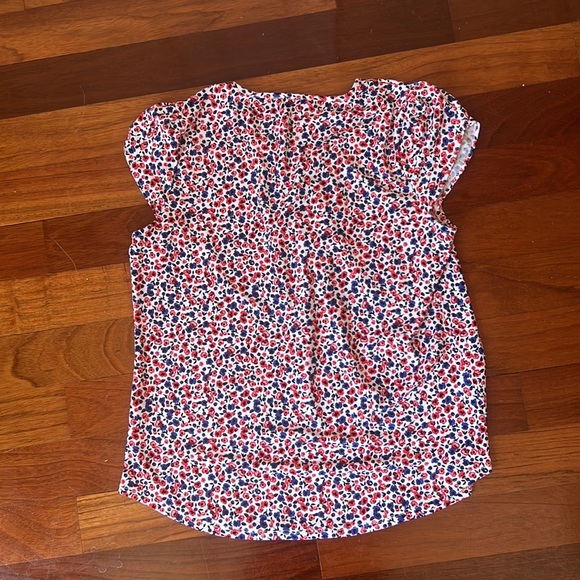 Medium Top - Picture 2 of 2